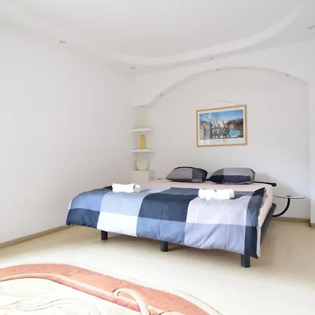 Resedinta General Magheru Apartment *